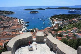 Otok Hvar in Pakleni otoki